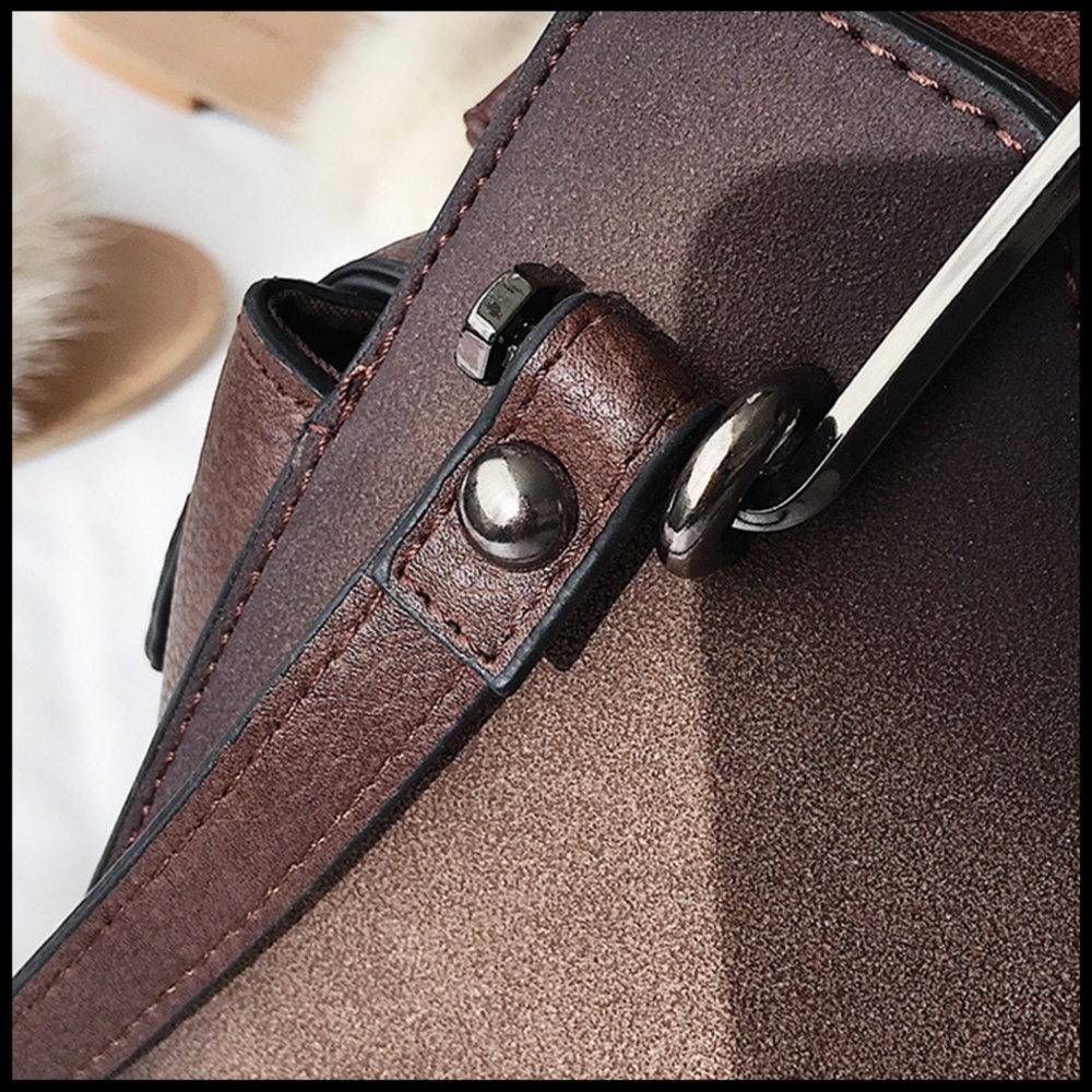 NEW BERLIN Handbag - Picture 7 of 7
